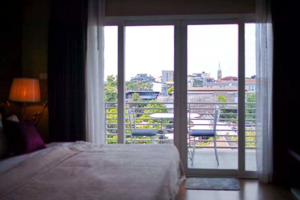 Апартаменты Luxury Living In Heart Of Nimman Чиангмай Экстерьер фото